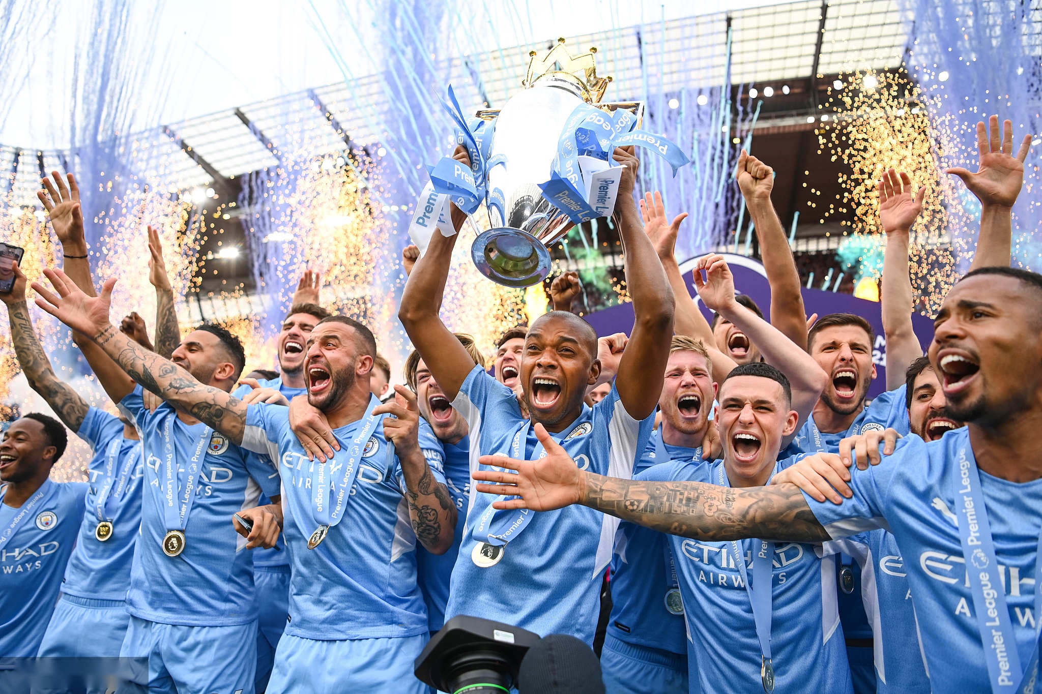 内马尔此次 内马尔此次